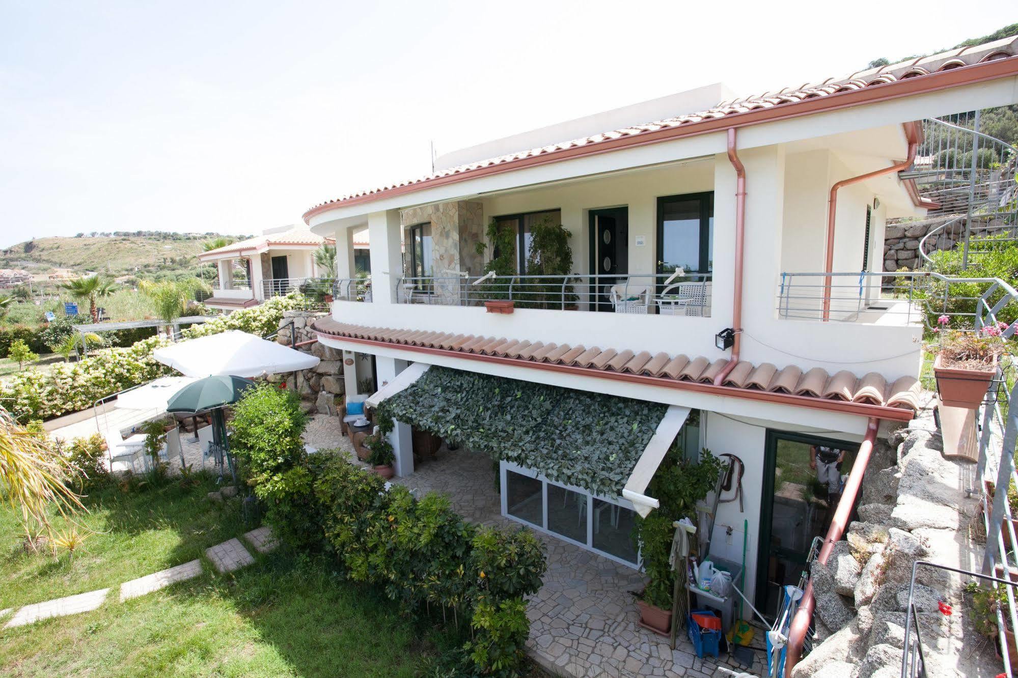 B&B Villa Pimm'S Zambrone Kültér fotó