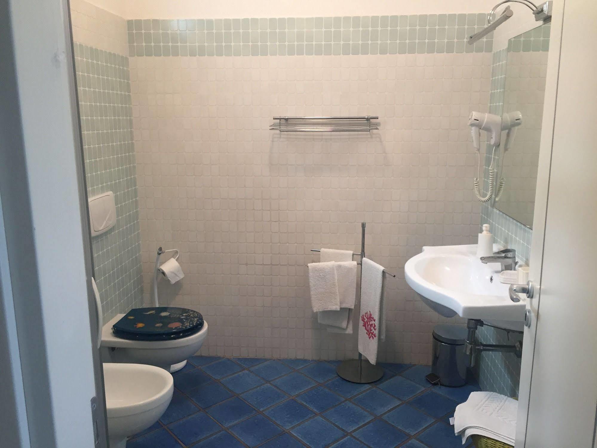 B&B Villa Pimm'S Zambrone Kültér fotó